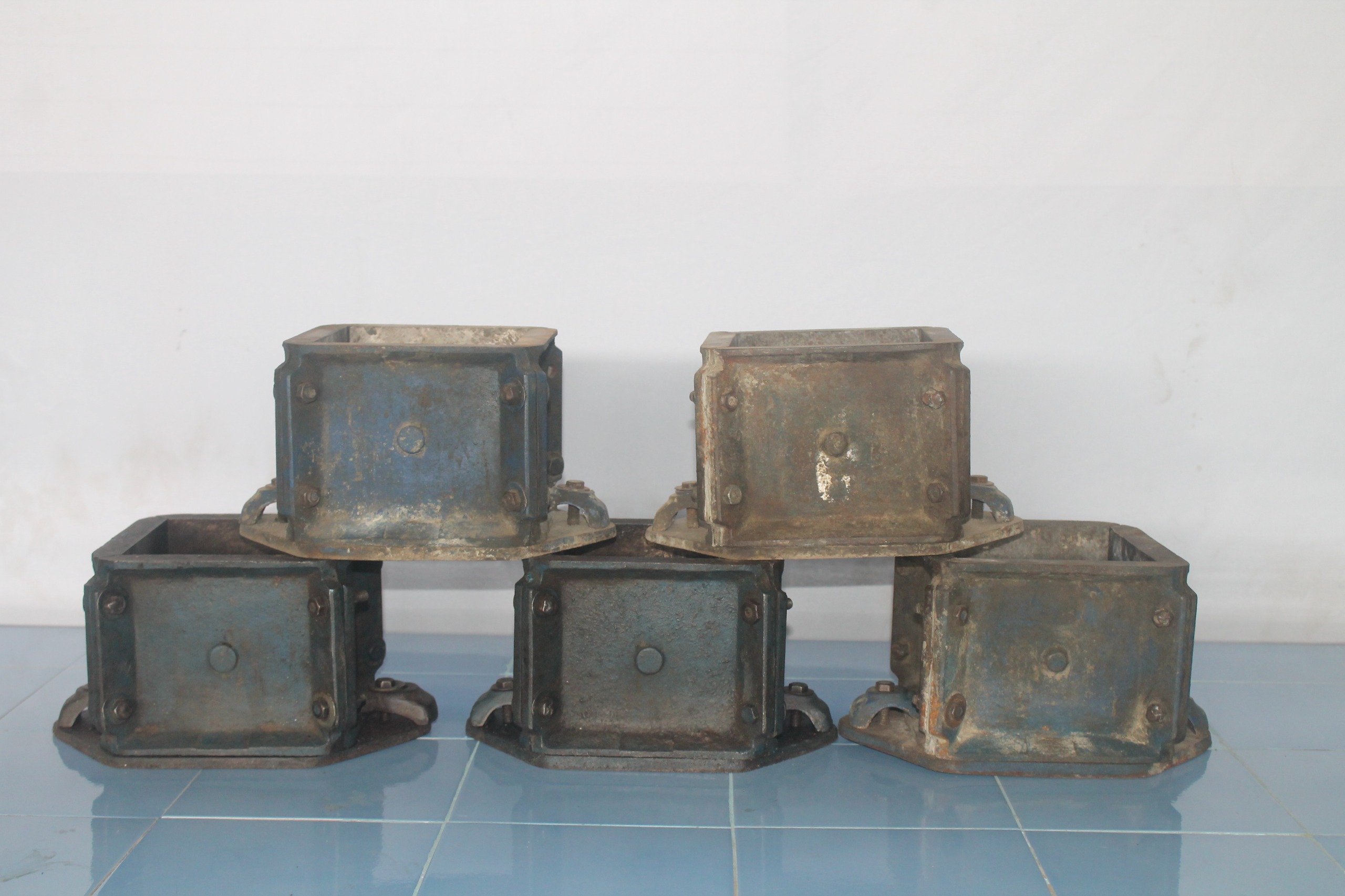 Cylinder Mold