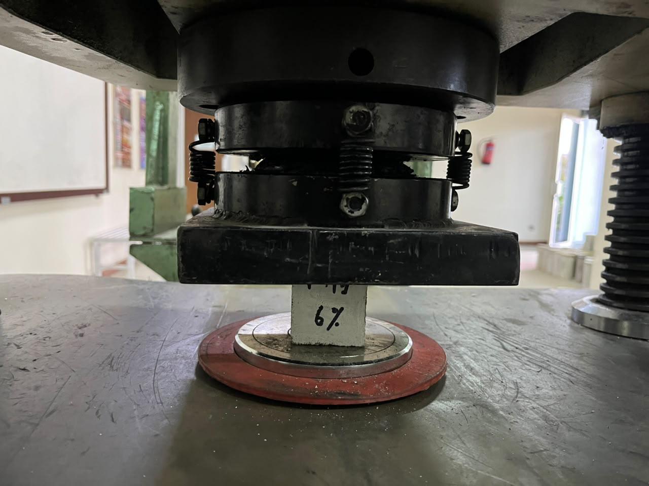 Pengujian Kuat Tekan Mortar